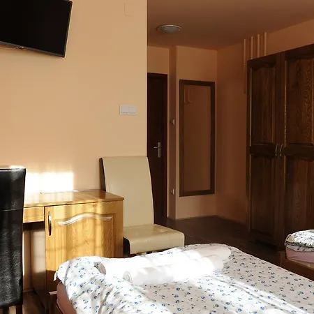 Kovacs Panzio Es Etterem Hotel
